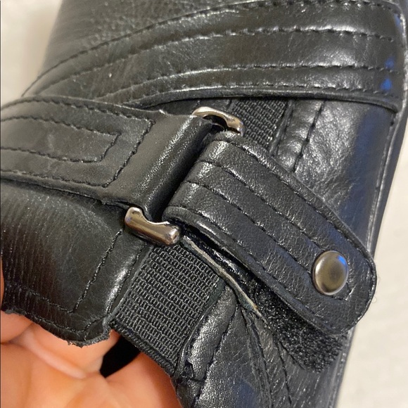 Naturalizer Black Leather Loafers - Picture 10 of 13